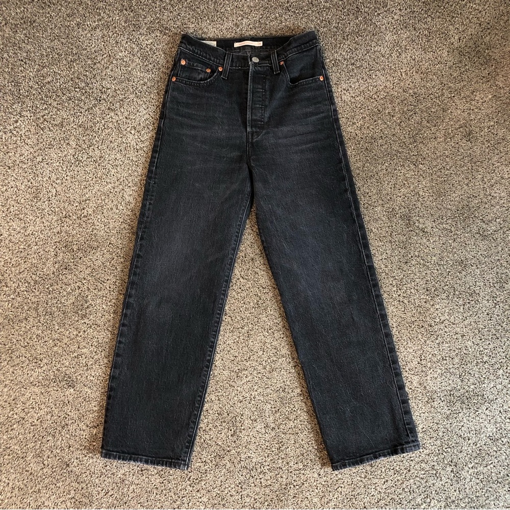 Levi’s Ribcage Straight 25